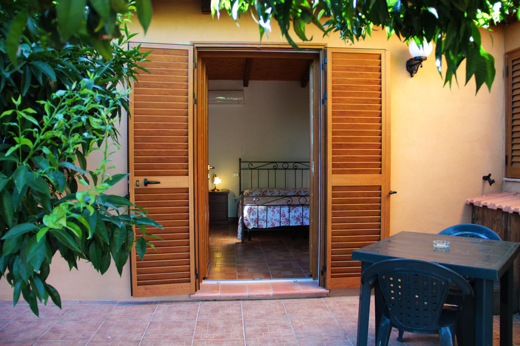 Agriturismo San Mauro カパルビオ エクステリア 写真